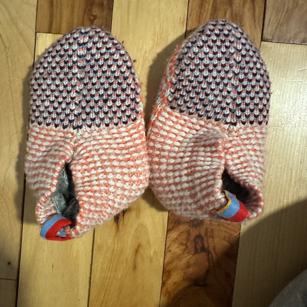 Cozy Bombas toddler Gripper Slippers